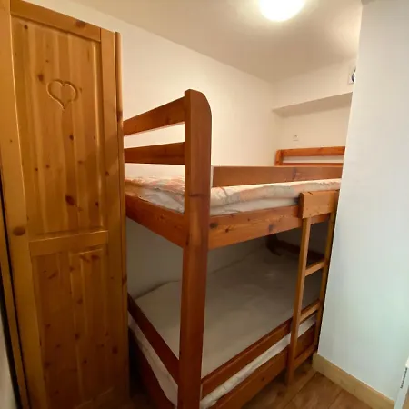 Chaleureux, 4 Personnes, 1 Chambre, 1 Coin Montagne - Monta11 *